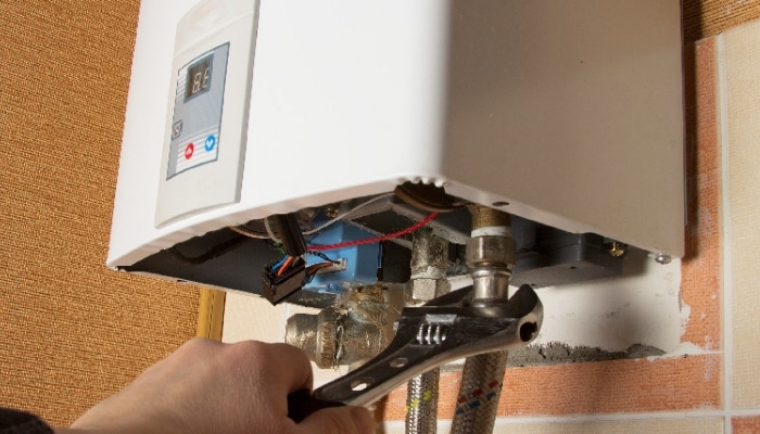 Tankless Water Heater Repair 1